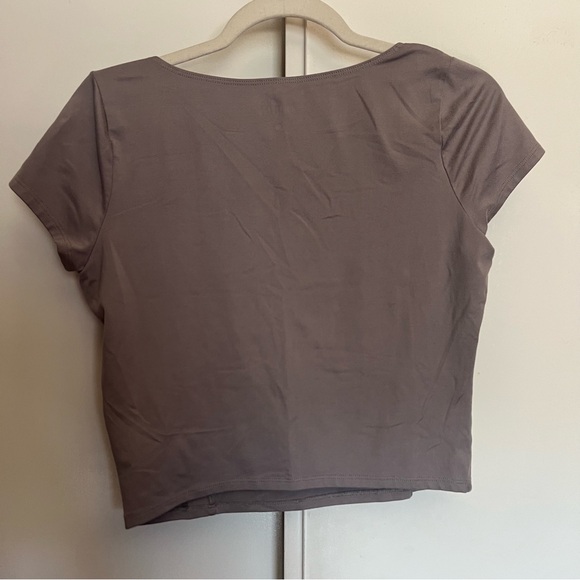 Hollister Women's Charcoal Square Neck Tee - Picture 2 of 4
